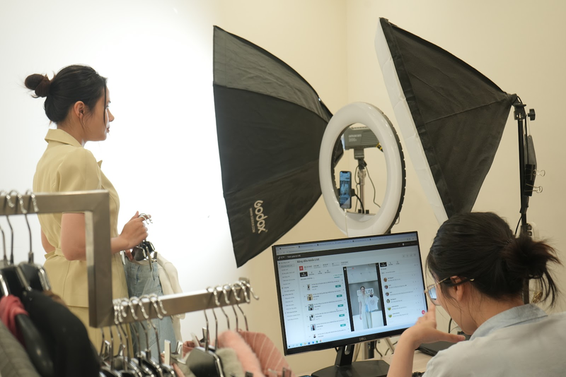 Cách tạo trang Facebook bán hàng: Hướng dẫn cho người mới & bí quyết vận hành hiệu quả