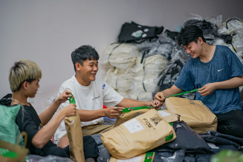 Kinh doanh đồ Secondhand: Cách chọn nguồn hàng, bán hàng & giao hàng