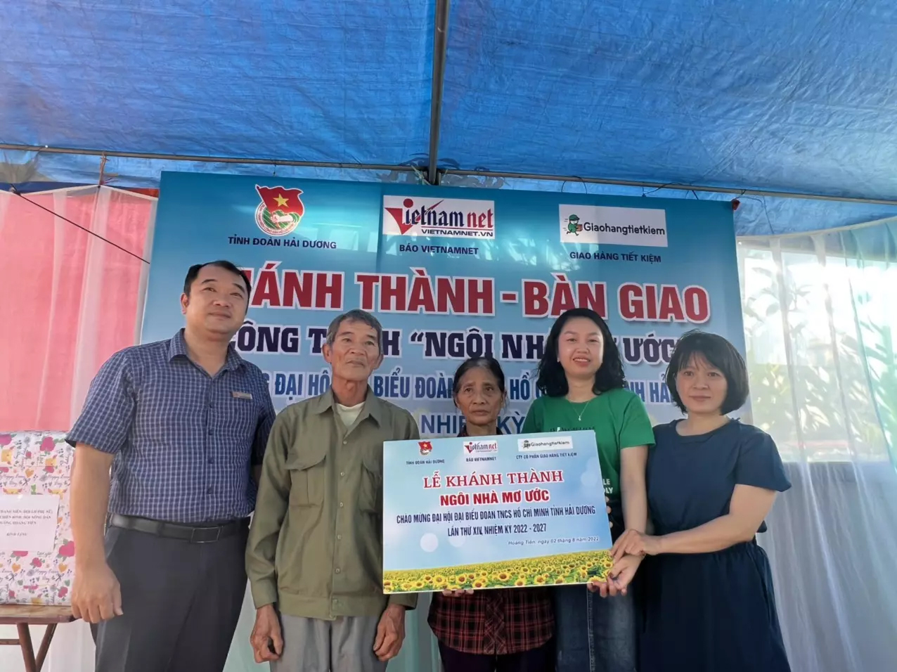 Khánh thành “ngôi nhà cuối đời” cho gia đình cựu binh nghèo ở Hải Dương