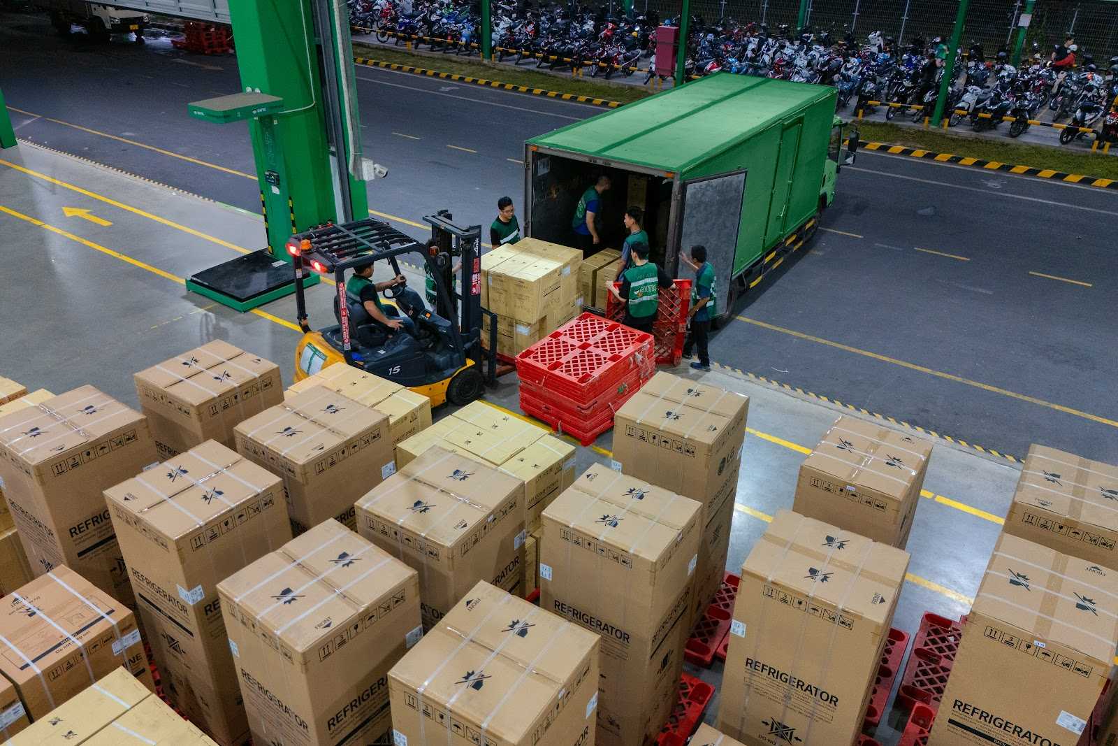 Tối ưu vận hành cho shop đồ gia dụng online: Giảm rủi ro từ đóng gói đến giao nhận