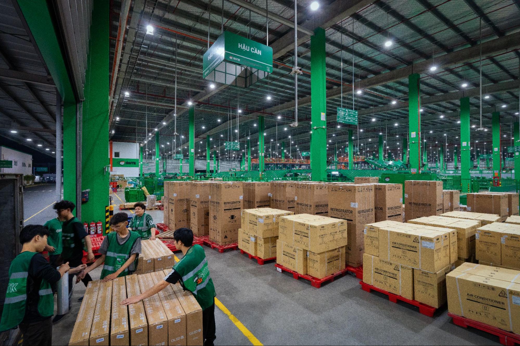 Giải pháp logistics chuyên biệt cho công ty đồ gia dụng tối ưu vận hành đa kênh