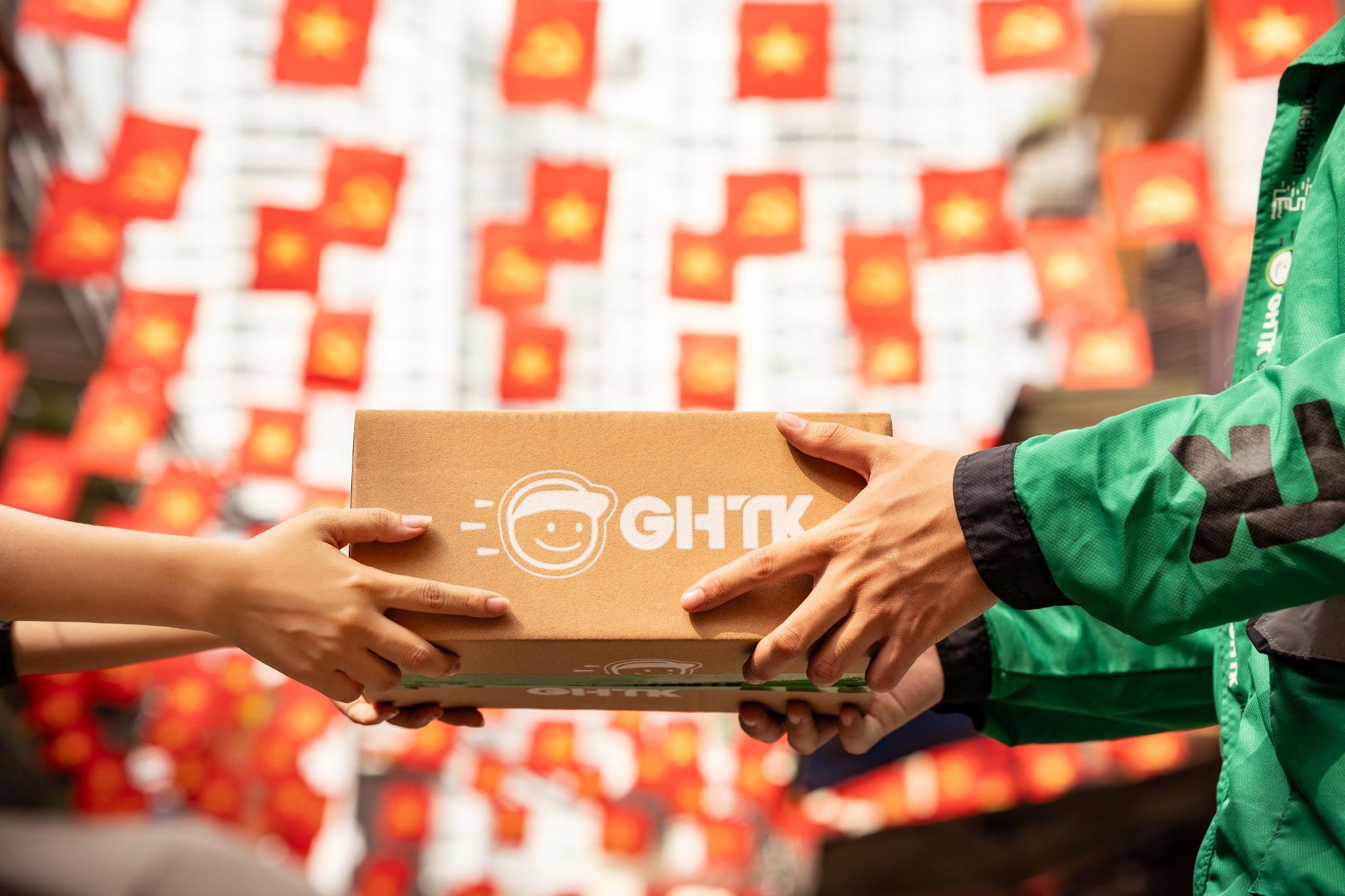 Dịch vụ chuyển phát nhanh trong nước GHTK - Miễn phí thu COD, giao tận nơi khắp 34 tỉnh thành