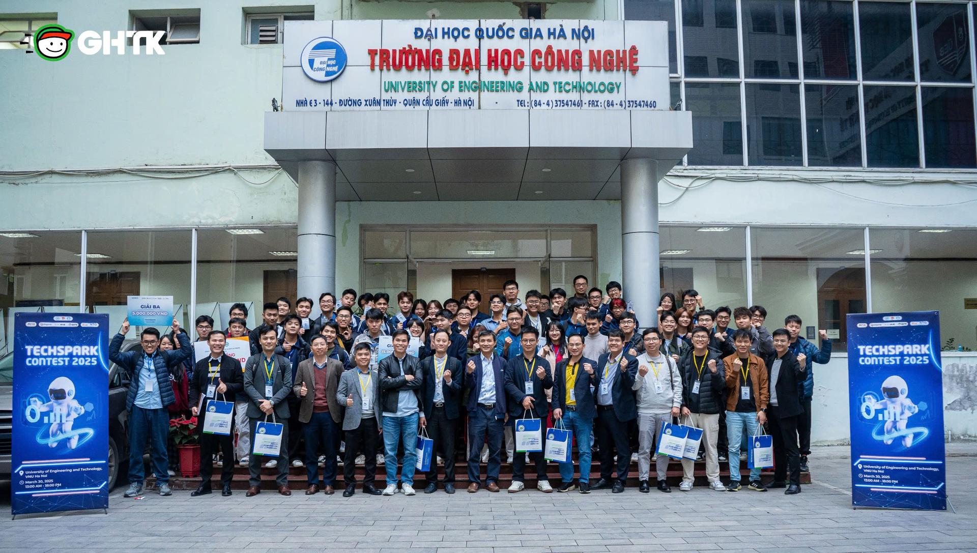 GHTK đồng hành cùng FIT TechSpark 2025 - Thúc đẩy sáng tạo và kết nối tài năng trẻ
