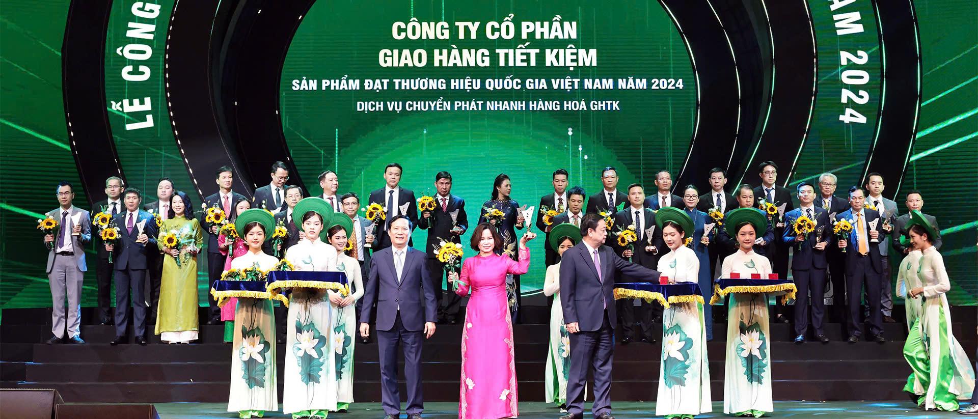 GHTK tự hào được vinh danh Thương hiệu Quốc gia Việt Nam 2024