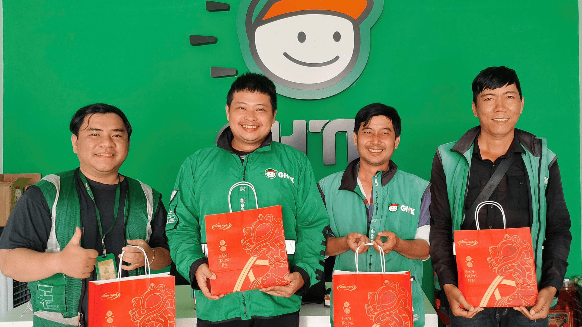 GHTK gửi trao món quà mùa trăng