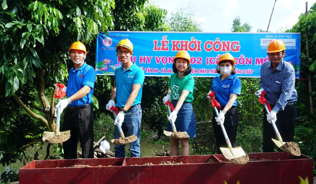 Khởi công 6 cầu Hy Vọng